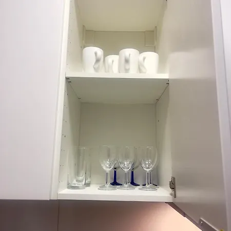 Modern And Cozy Flat, 10 Min By Tram From Centre 아파트 *