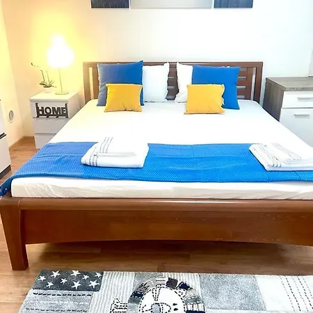 Modern And Cozy Flat, 10 Min By Tram From Centre 아파트 *