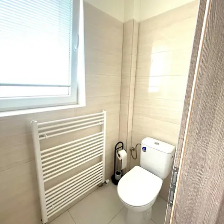 아파트 Modern And Cozy Flat, 10 Min By Tram From Centre *