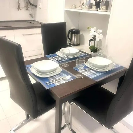 Modern And Cozy Flat, 10 Min By Tram From Centre *