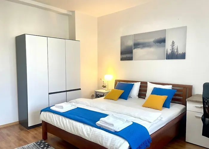 Apartamento Modern And Cozy Flat, 10 Min By Tram From Centre